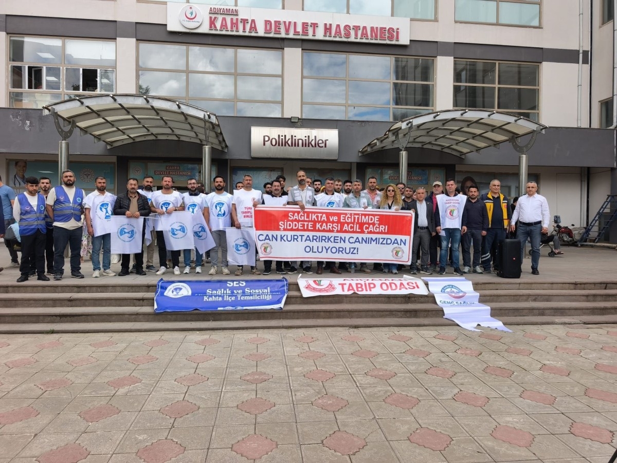 Kahta’da Sağlıkçıya Saldırı Sonrası Ortak Basın Açıklaması- Videolu Haber