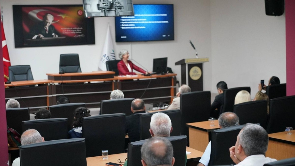 Adıyaman Belediyesi'nde Protokol ve Kurumsal Nezaket Kuralları Eğitimi Düzenlendi - Videolu Haber