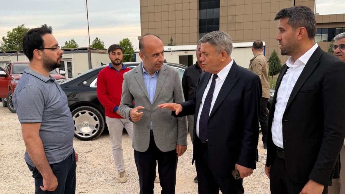 Rektör Keleş'ten Erdemoğlu Ailesine Teşekkür