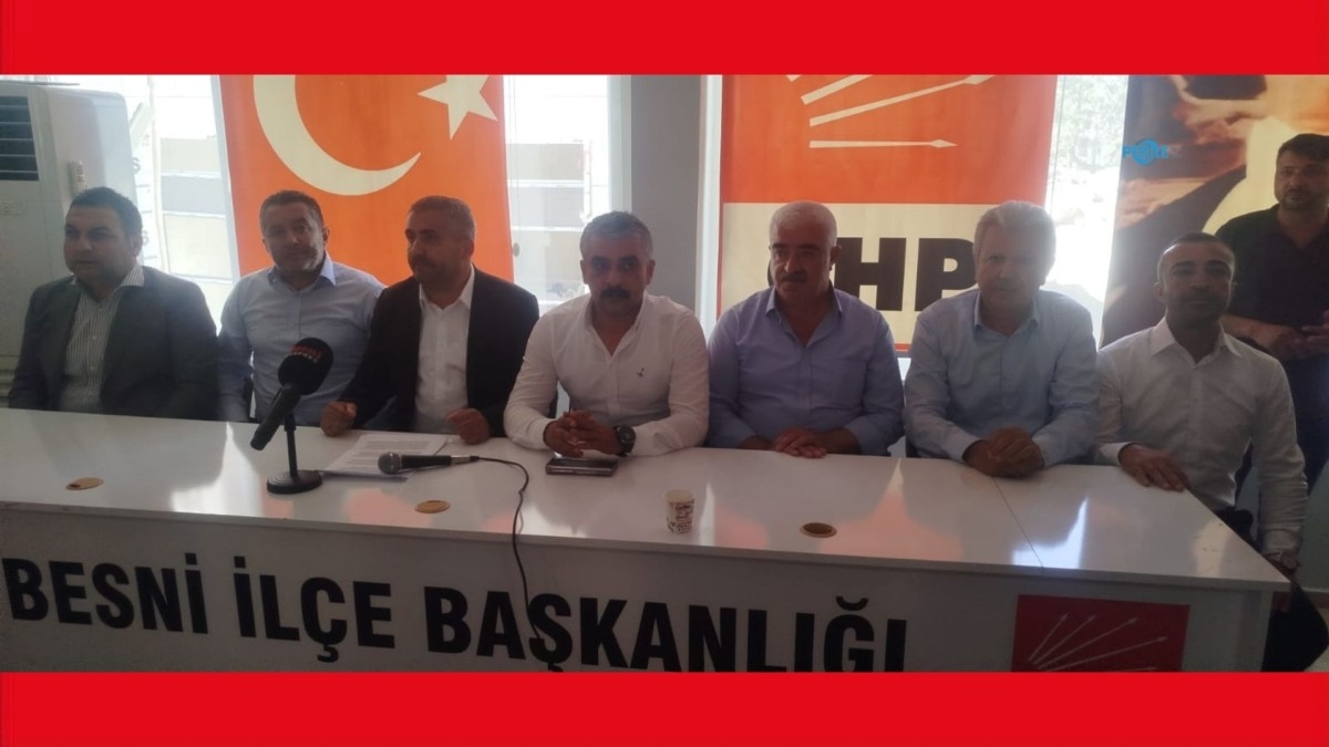 CHP Adıyaman'da Tarihi Kopuş!
Başkanlar ve Teşkilatlar YENİ Parti'ye Geçti - Videolu Haber