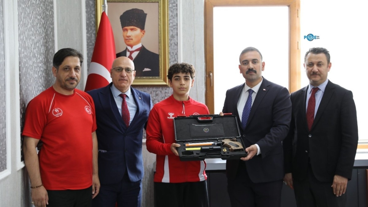 Avrupa Şampiyonu Adıyamanlı Sporcuya Valilikte Tebrik