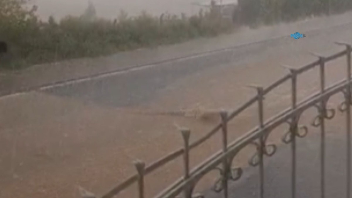 Kahta’da Sağanak Yağıştan Dolayı Baraj Yolu Sele Döndü